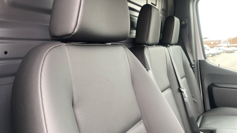 Mercedes-Benz Sprinter 315Cdi L2 Diesel Rwd 3.5t H2 Pro Van 9G-Tronic